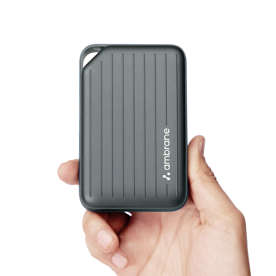 Line 10 Powerbank – Compact Power, Refined Design