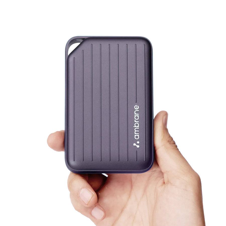 Line 10 Powerbank – Compact Power, Refined Design